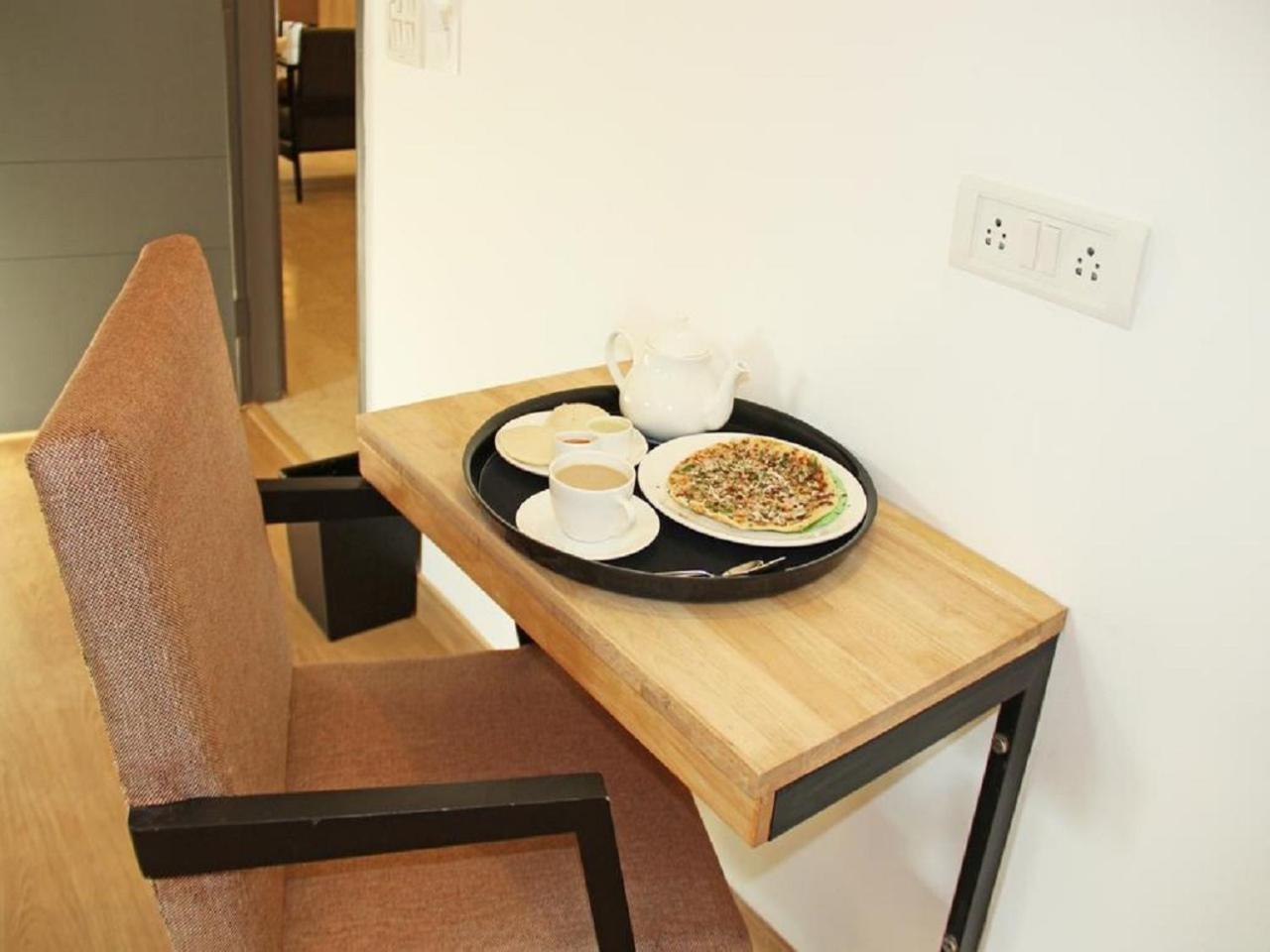 העיר בנגלור Hotel Felicity Inn Egl By Sky Stays מראה חיצוני תמונה