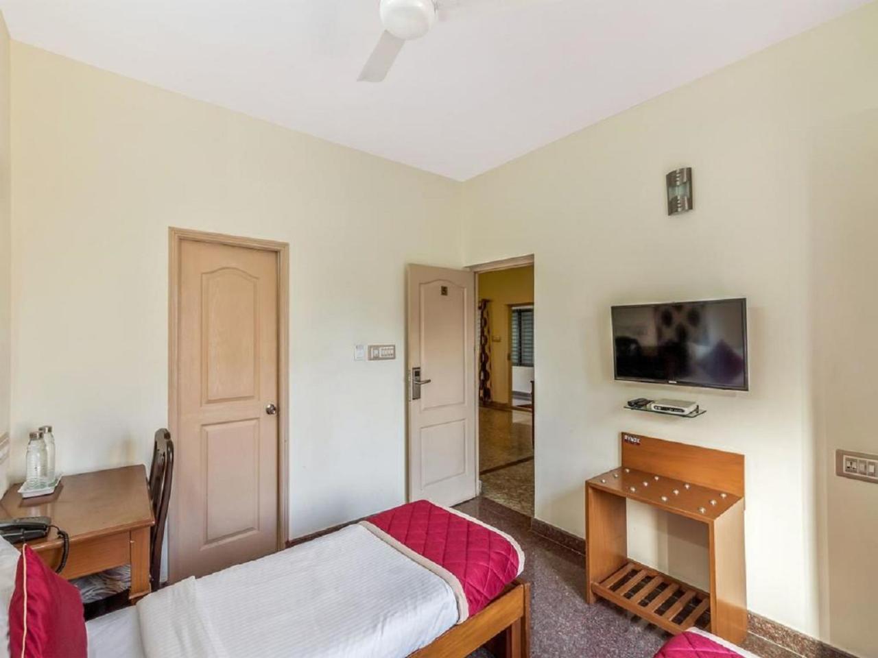 העיר בנגלור Hotel Felicity Inn Egl By Sky Stays מראה חיצוני תמונה