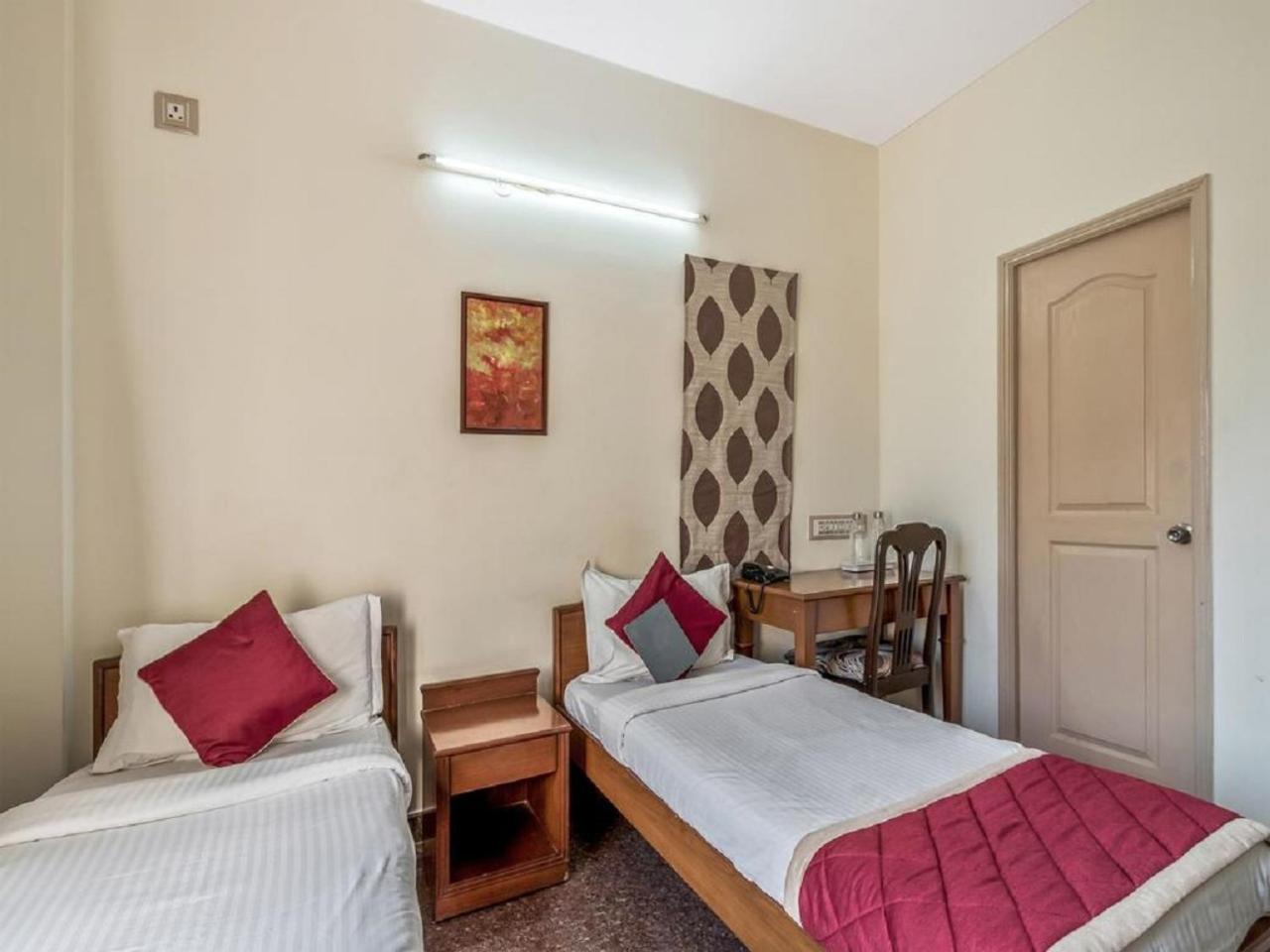 העיר בנגלור Hotel Felicity Inn Egl By Sky Stays מראה חיצוני תמונה